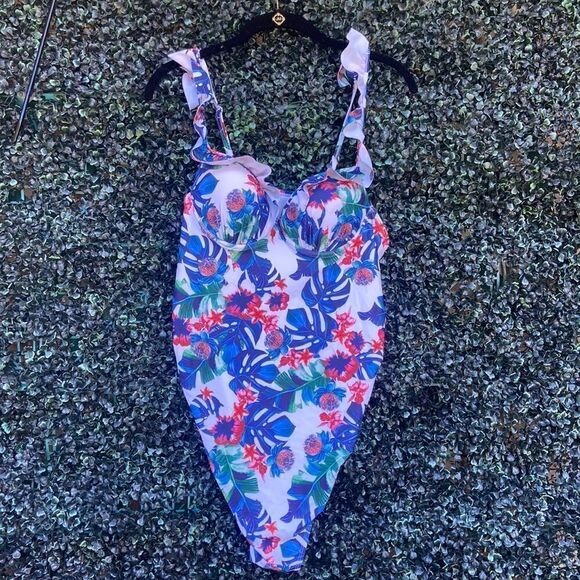 SHEIN Other - SHEIN Tropical Swim Suit Ruffles Size Large